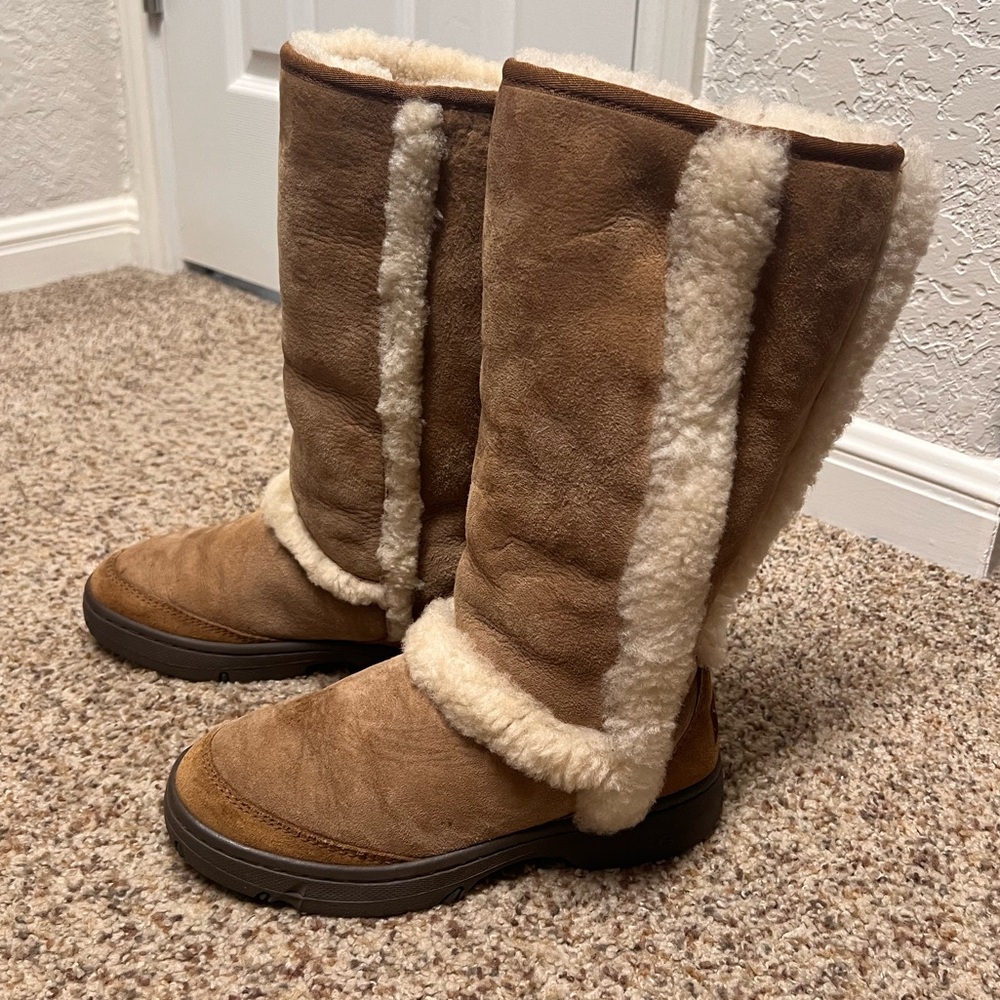 Ugg Sunburst Tall Women’s 7